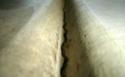 cracks-in-contraction-joint