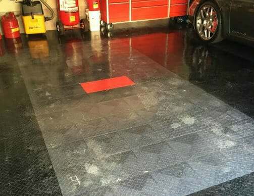 Clean Interlocking Garage Floor Tiles, How To Get Black Scuff Marks Off White Tile Floors