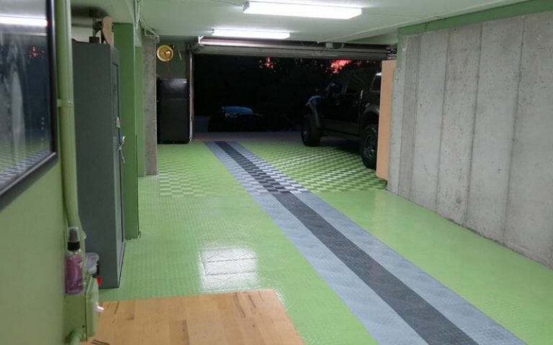 Green interlocking garage floor tile option