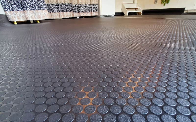 G-Floor Large Coin Pattern  Roll Out Flooring by